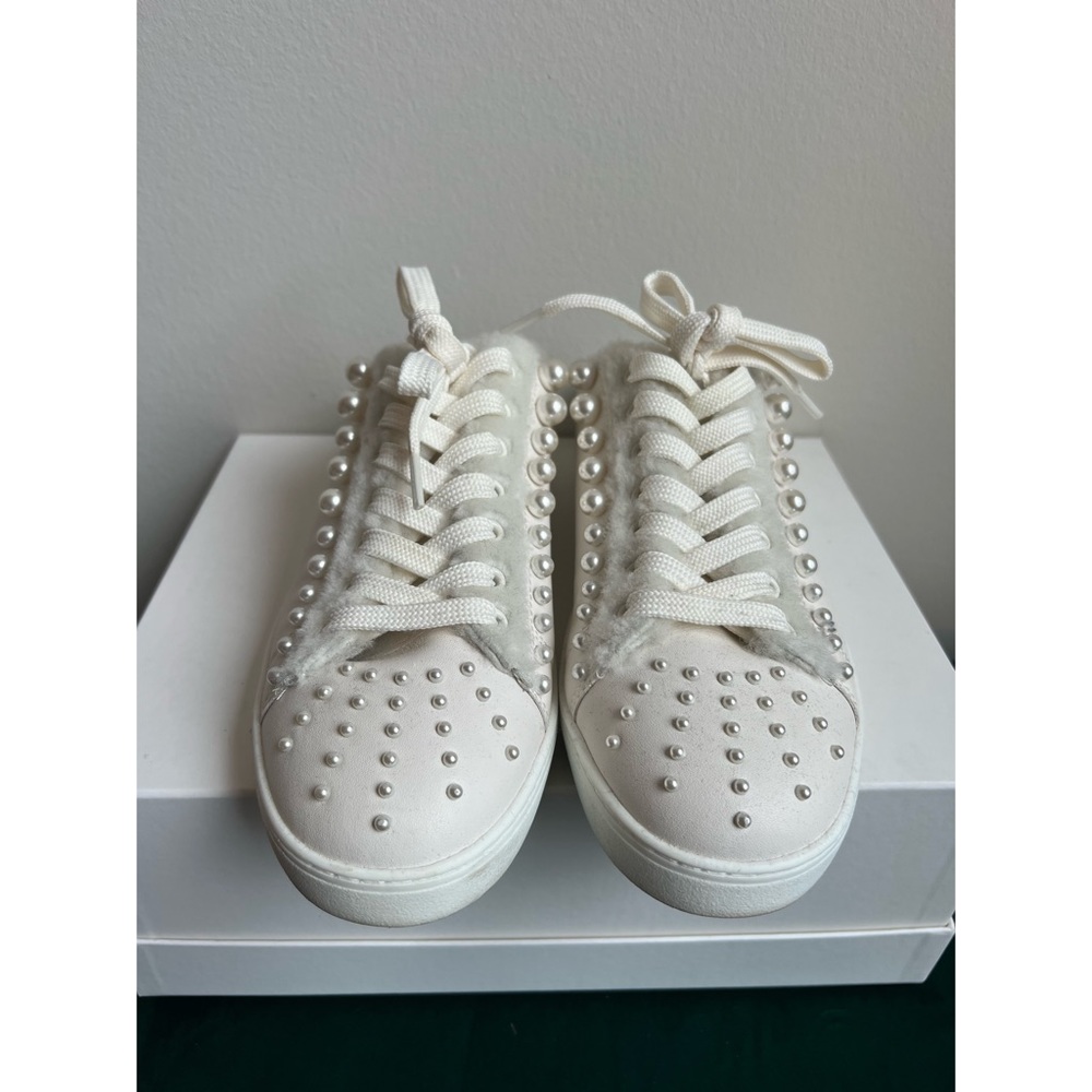 Stuart Weitzman, sneaker mules